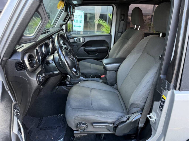 2020 Jeep Wrangler Sport