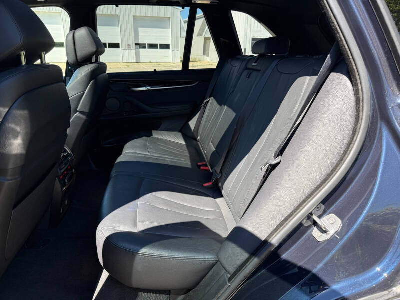 2017 BMW X5 xDrive50i - Photo 11