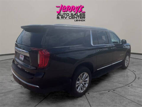 2023 GMC Yukon XL SLT