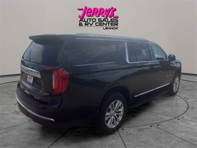 2023 GMC Yukon XL SLT