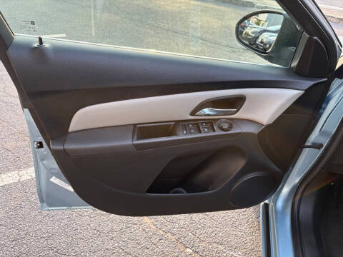 2012 Chevrolet Cruze LS