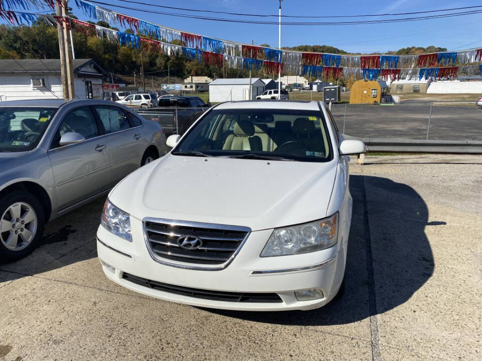 2009 Hyundai SONATA for sale at Main Street Auto Sales in Zanesville, OH