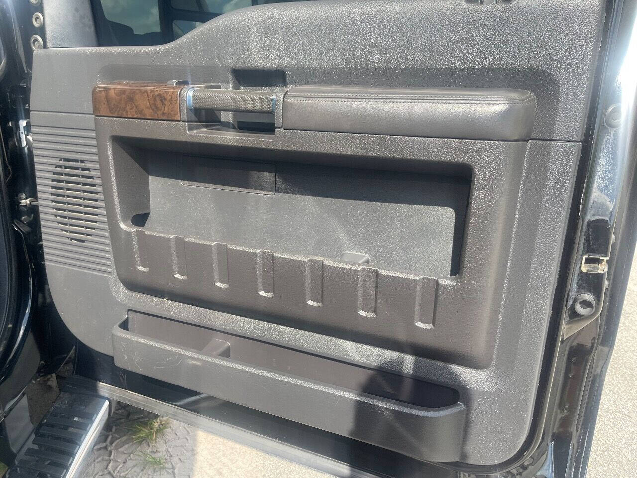 2016 Ford F-250 Pickup - $29,900