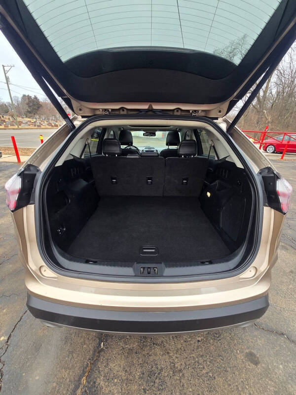 2020 Ford Edge Titanium