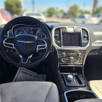 2018 Chrysler 300