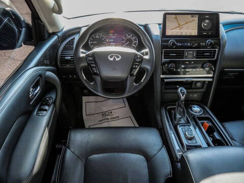 2024 Infiniti QX80 Luxe
