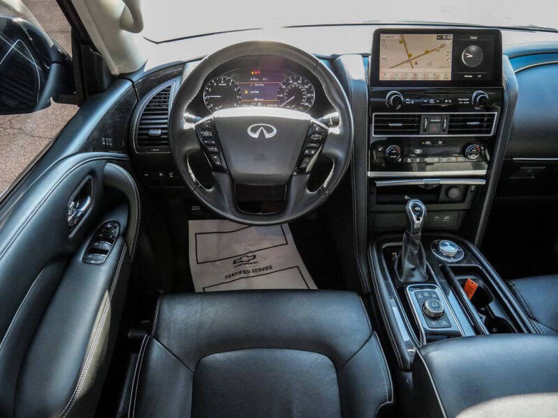 2024 Infiniti QX80 Luxe
