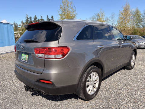 2016 Kia Sorento LX