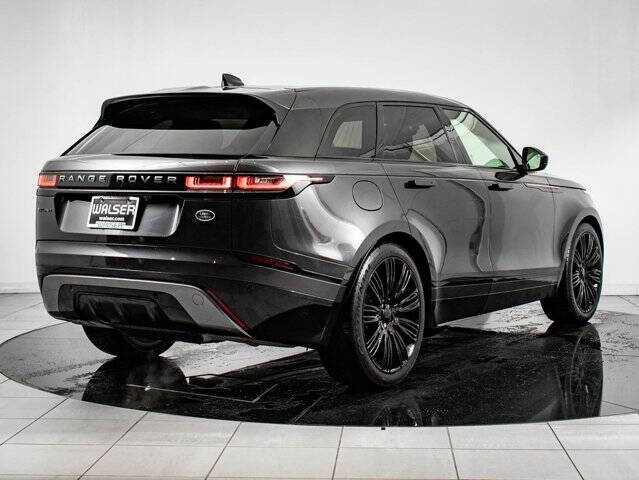 2022 Land Rover Range Rover Velar P250 R-Dynamic S