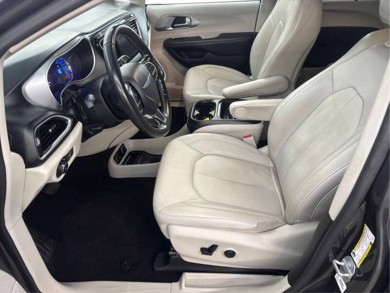 2020 Chrysler Pacifica Hybrid