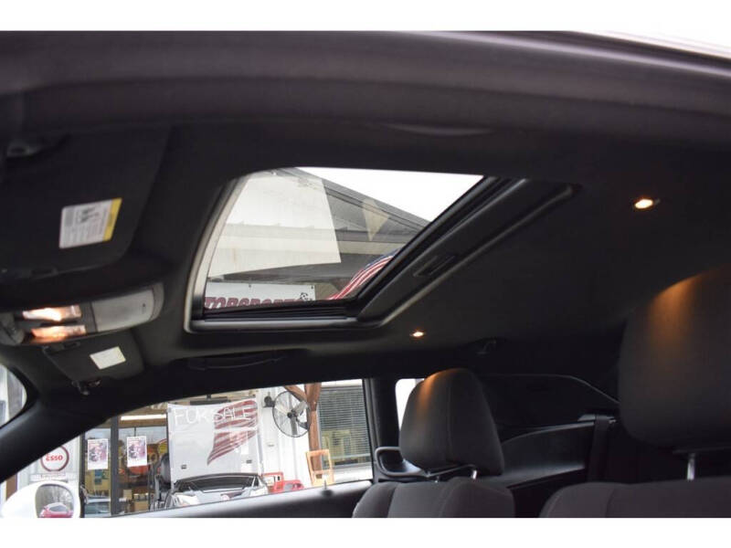 2016 Dodge Challenger R/T Plus