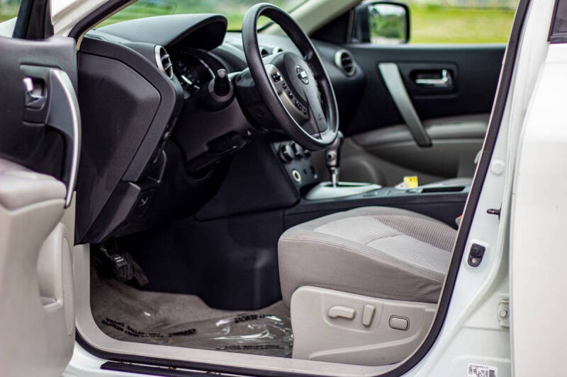 2013 Nissan Rogue SV