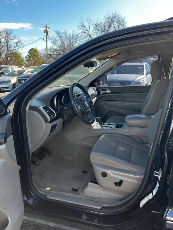 2011 Jeep Grand Cherokee Laredo