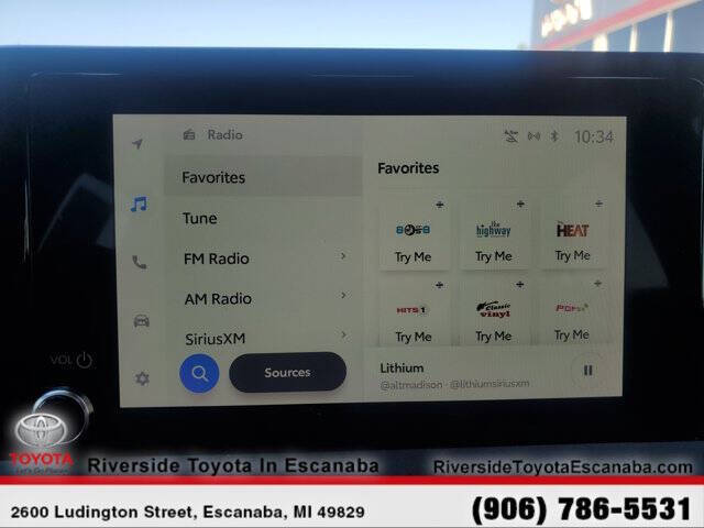 2023 Toyota Prius XLE