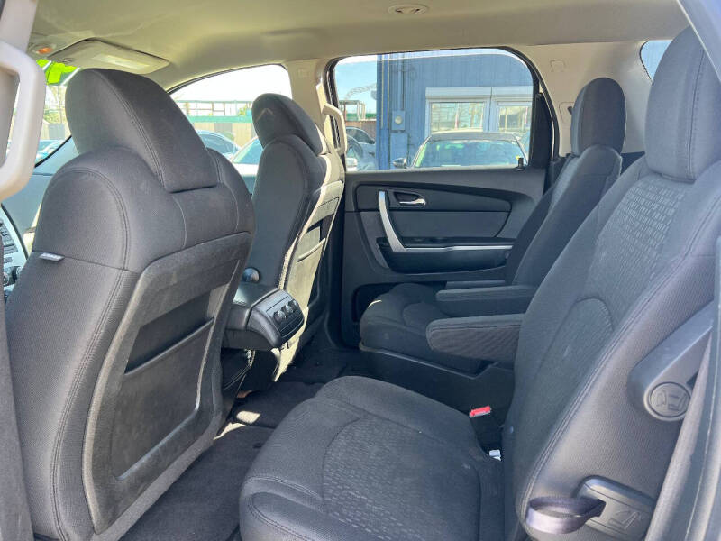 2012 GMC Acadia SLE