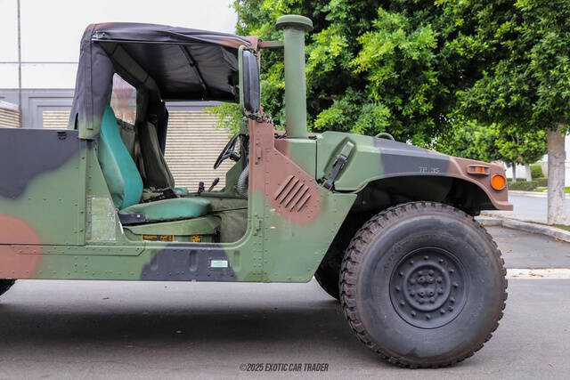 2018 AM General Hummer