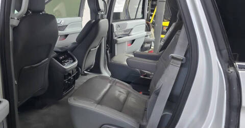 2019 Lincoln Navigator Select