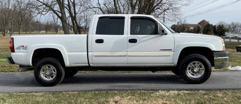 2004 Chevrolet Silverado 2500HD for sale at Harlan Motors in Parkesburg PA