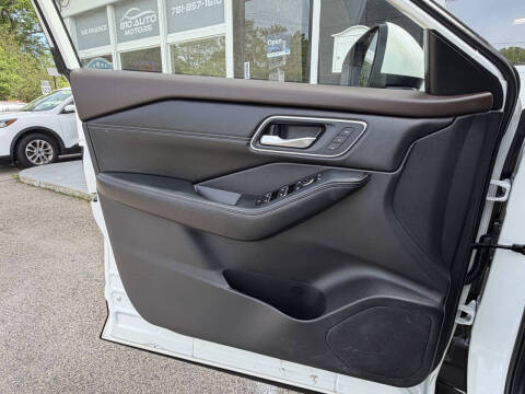 2023 Nissan Rogue Platinum