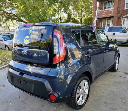 2015 Kia Soul +