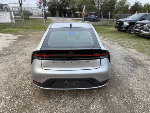 2024 Toyota Prius LE