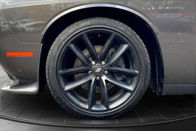 2015 Dodge Challenger R/T Plus