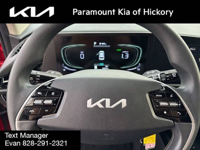 2023 Kia Niro LX