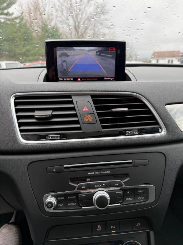 2017 Audi Q3 2.0T Premium Plus