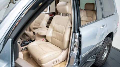 2001 Lexus LX 470