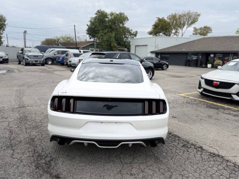 2017 Ford Mustang EcoBoost
