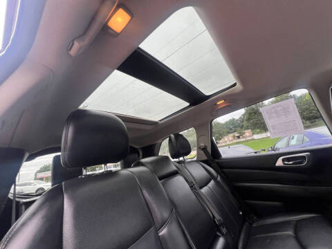 2017 Nissan Pathfinder Platinum