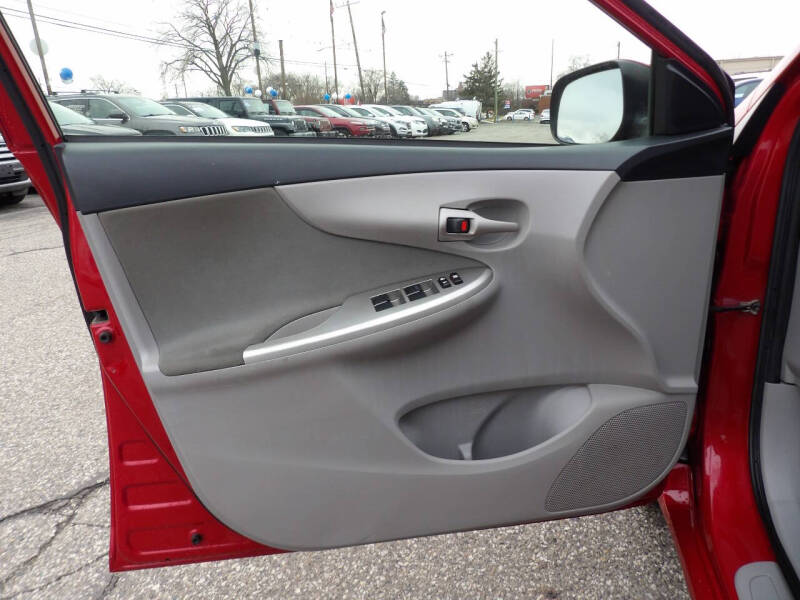 2012 Toyota Corolla LE