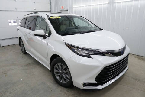 2022 Toyota Sienna for sale at DeLong Auto Group in Tipton IN