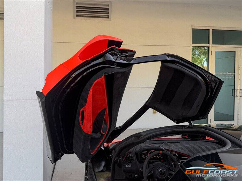2021 McLaren 765LT