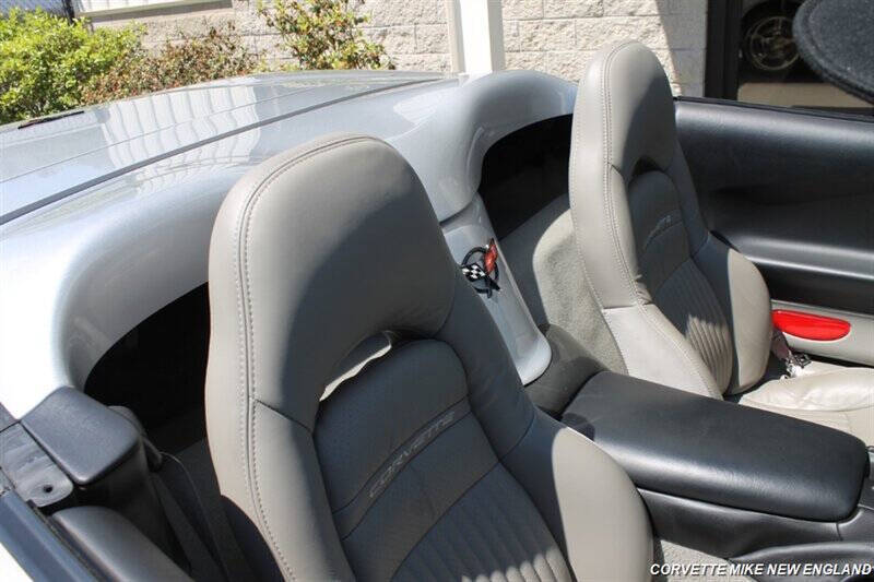 2002 Chevrolet Corvette 27