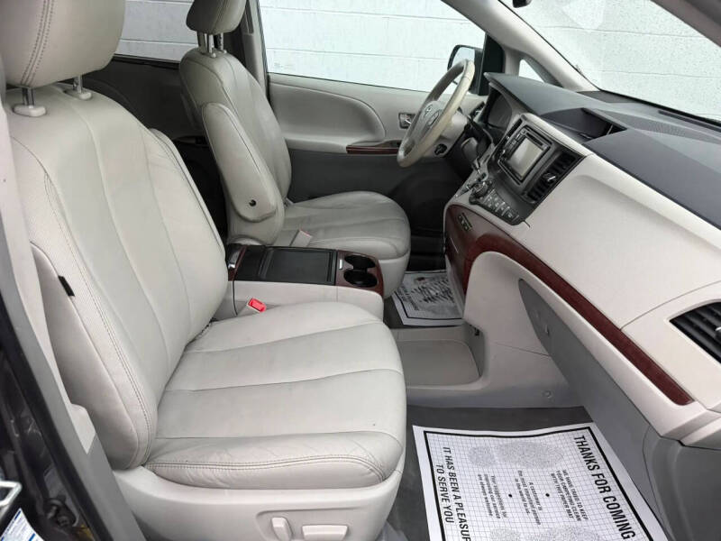 2014 Toyota Sienna