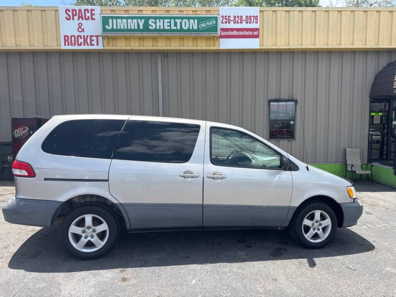 2001 Toyota Sienna CE