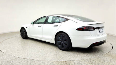 2023 Tesla Model S Plaid