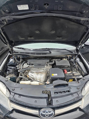 2017 Toyota Camry SE