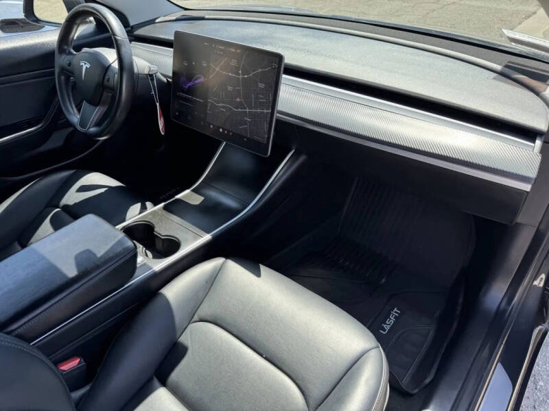 2019 Tesla Model 3 Standard Range Plus