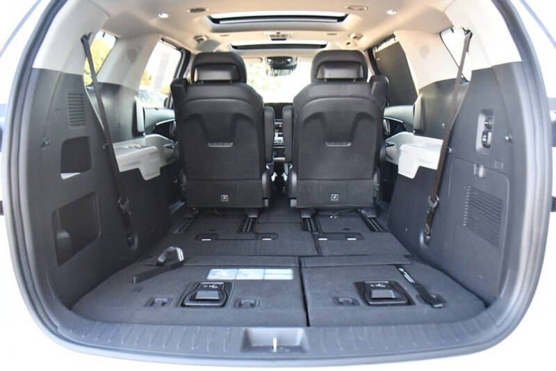 2024 Kia Carnival SX Prestige