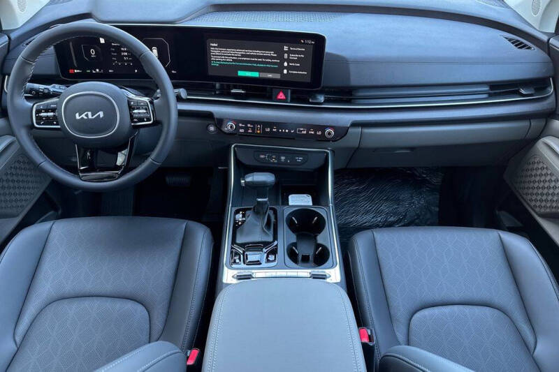 2026 Kia Carnival SX