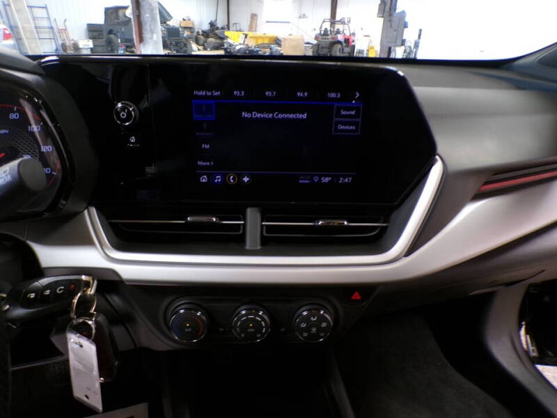 2024 Chevrolet Trax RS