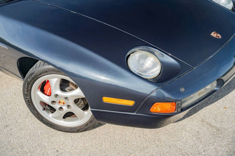 1987 Porsche 928 S4