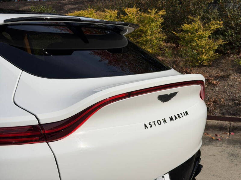 2023 Aston Martin DBX 707