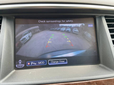 2014 Infiniti QX80