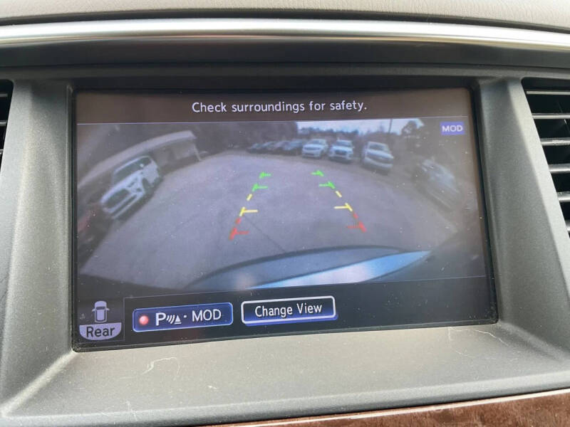 2014 Infiniti QX80