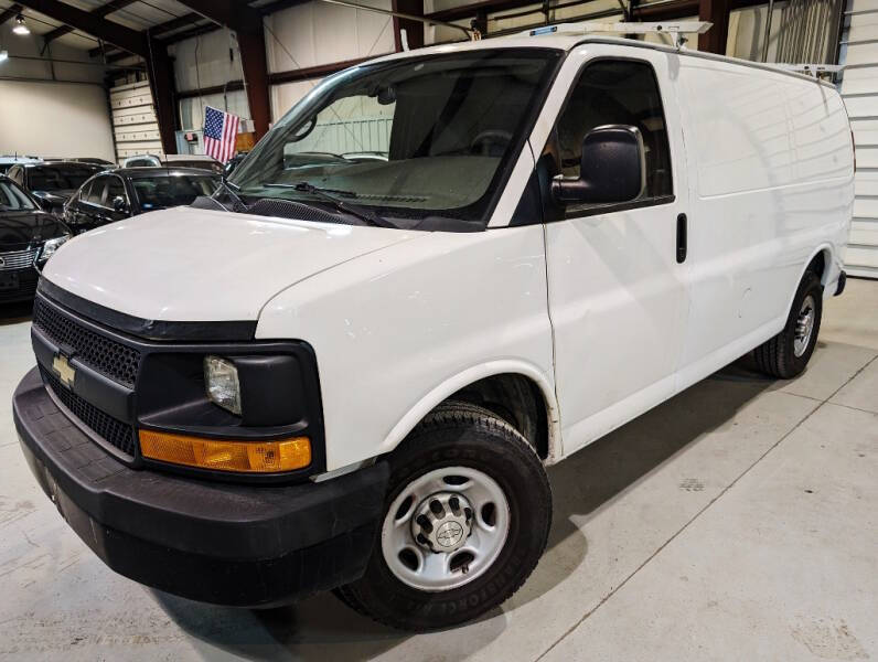 2015 Chevrolet Express for sale at Nice Ride Auto Wholesale in Eastlake OH