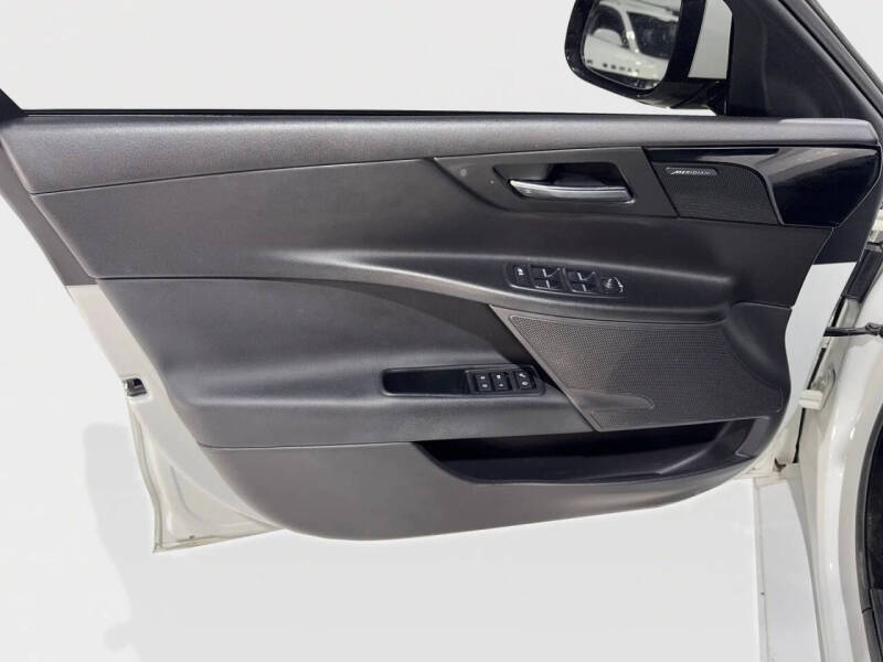 2018 Jaguar XE 25t Premium