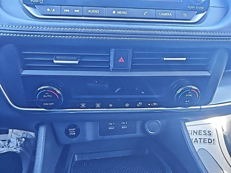 2025 Nissan Rogue SV